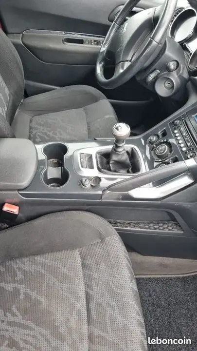 Peugeot 3008 2011 photo 4