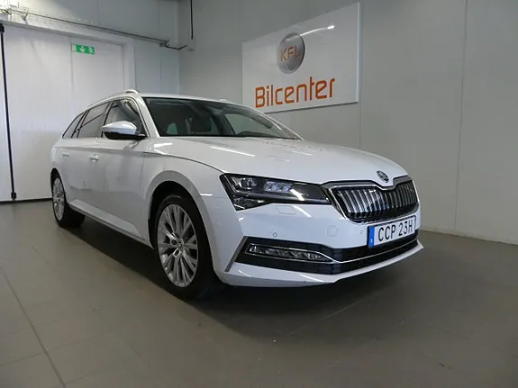 Skoda Superb 2023 photo 4