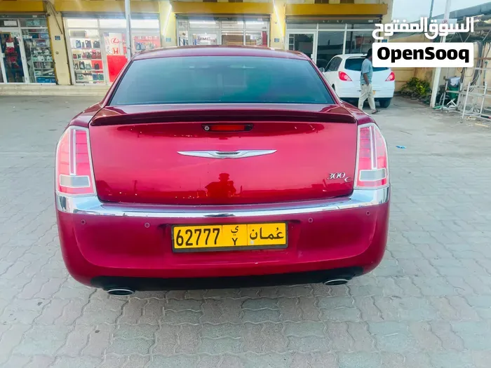 Chrysler 300 2013 photo 2