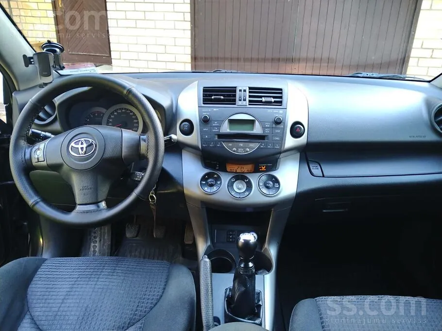 Toyota Rav4 2008 photo 2