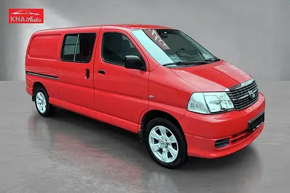 Toyota Hiace 2011 photo 5