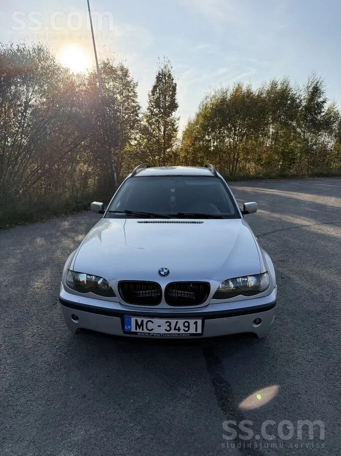 BMW 320D 2002 photo 2