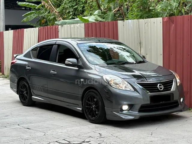 Nissan Almera