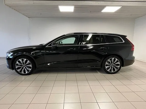 Volvo V60 2024 photo 2