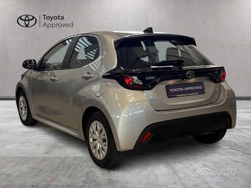 Toyota Yaris 2025 photo 5