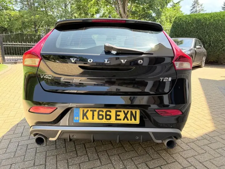 Volvo V40 2016 photo 5