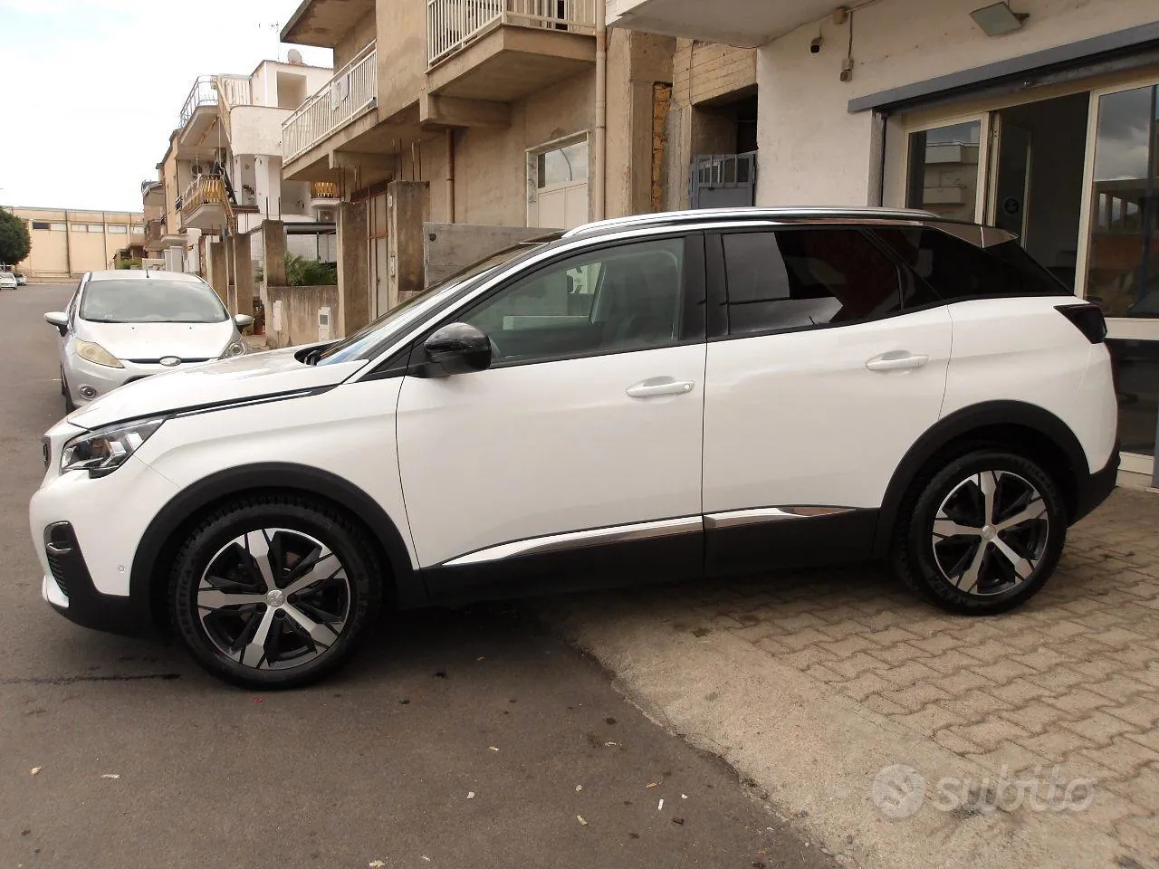 Peugeot 3008 2019 photo 3