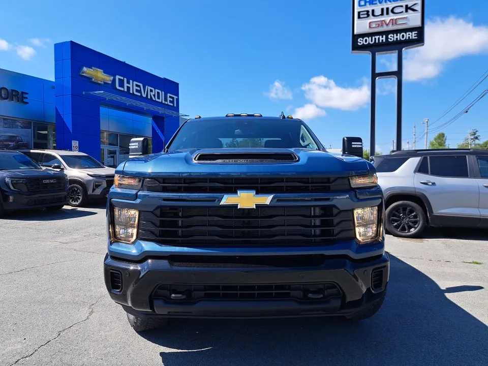 Chevrolet Silverado 2500 Hd 2026 photo 2