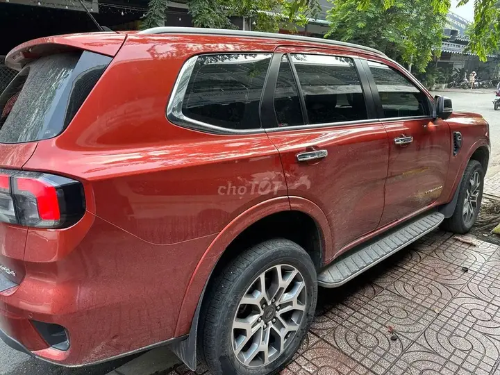 Ford Everest 2022 photo 3