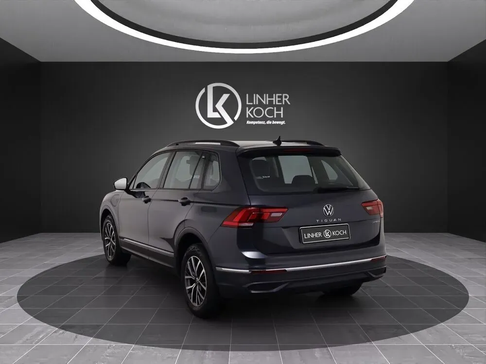 Volkswagen Tiguan 2022 photo 3