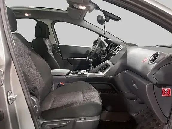Peugeot 3008 2010 photo 4