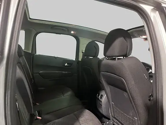 Peugeot 3008 2010 photo 5