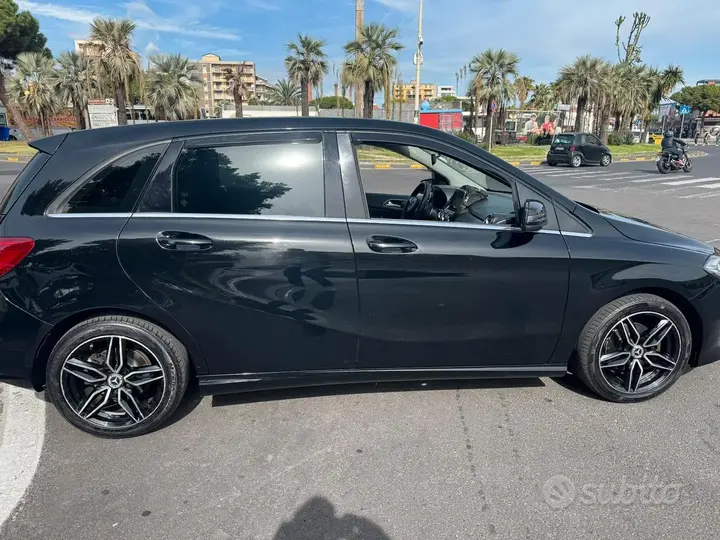 Mercedes-Benz B 2017 photo 2