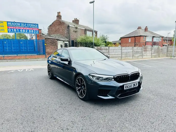 BMW M5
