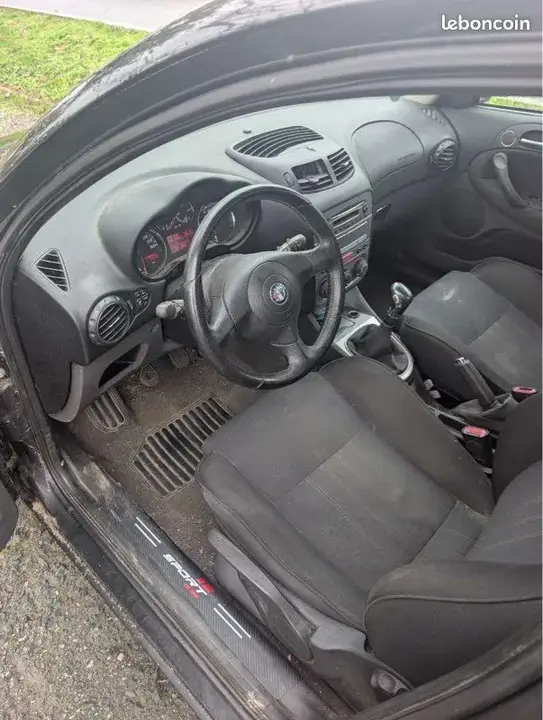 Alfa Romeo 147 2008 photo 3