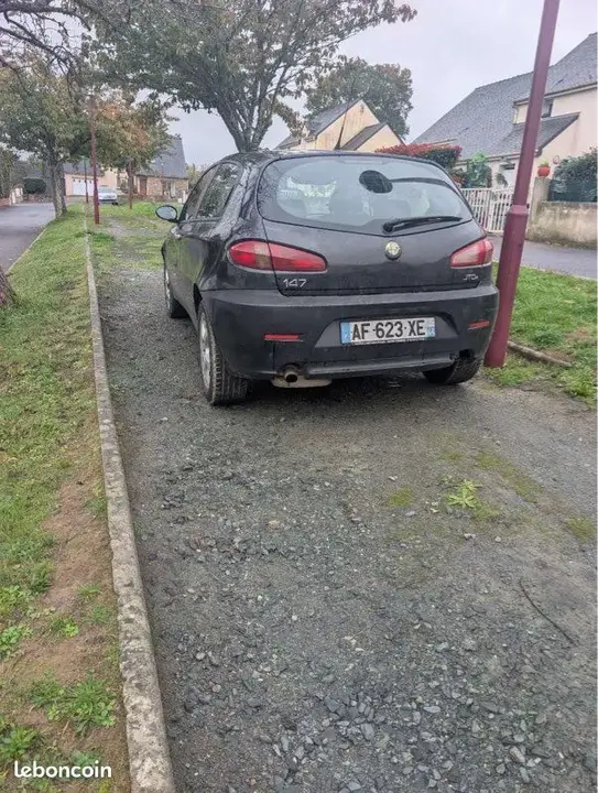 Alfa Romeo 147 2008 photo 2