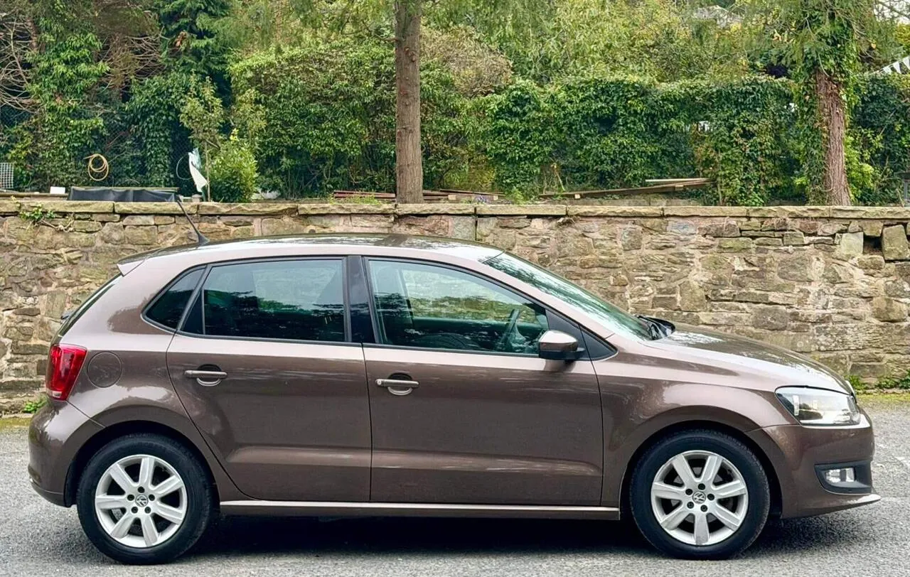 Volkswagen Polo 2014 photo 2