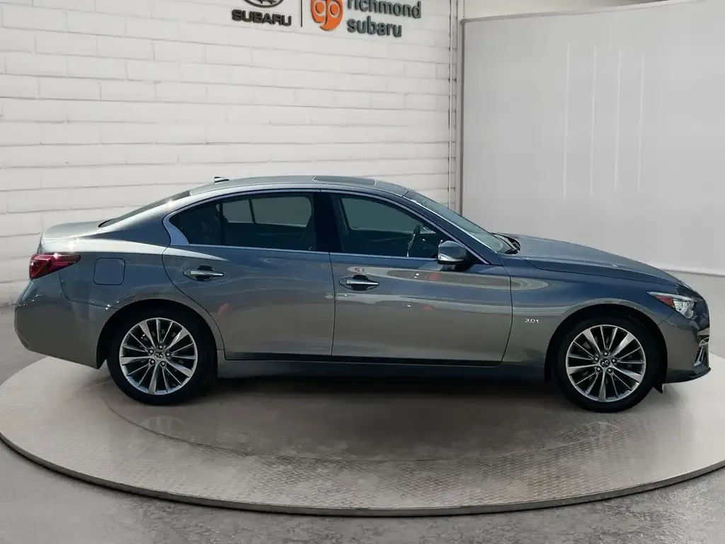 Infiniti Q50 2018 photo 4