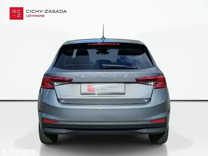 Skoda Fabia 2022 photo 4