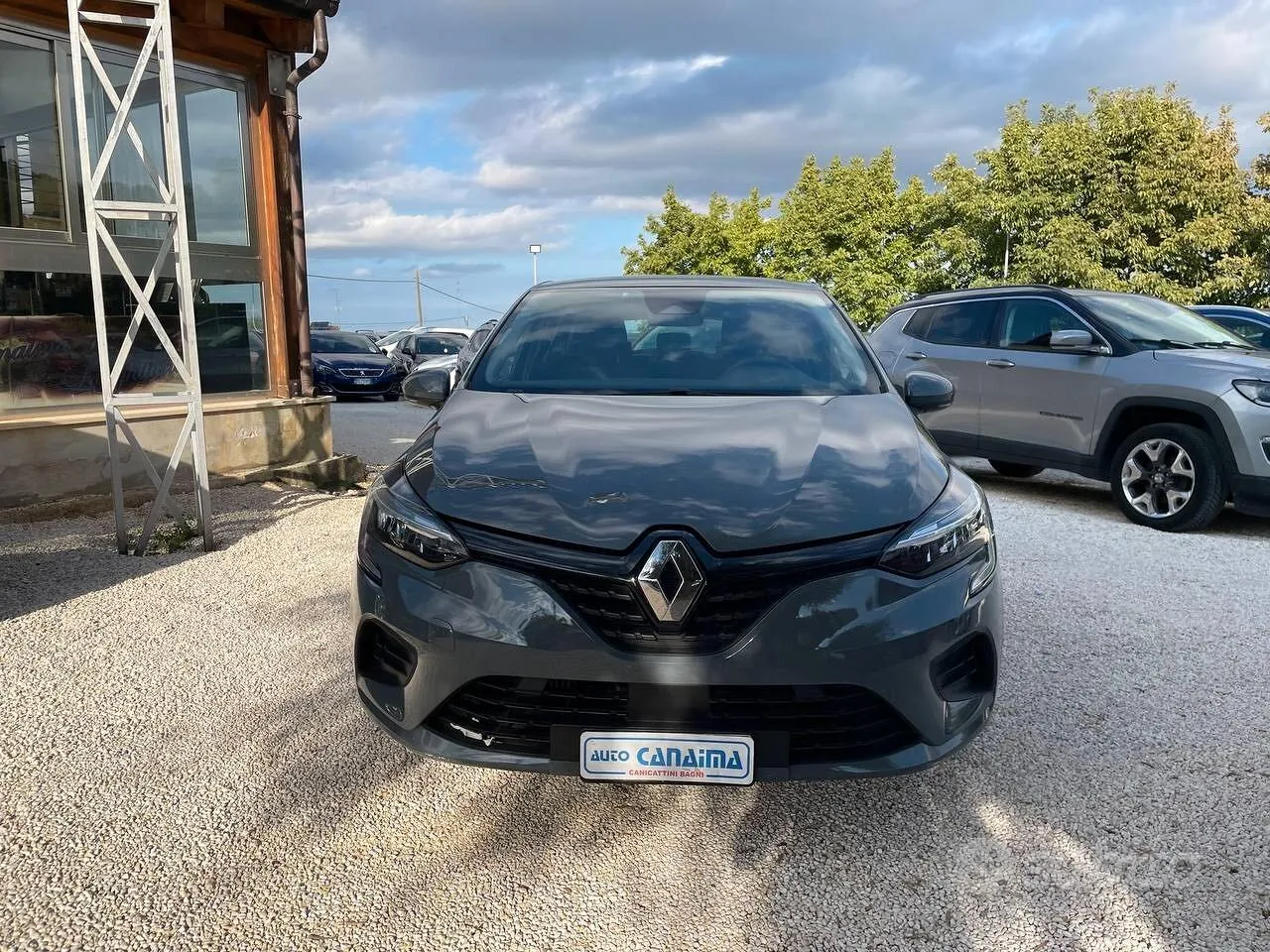 Renault Clio 2022 photo 2