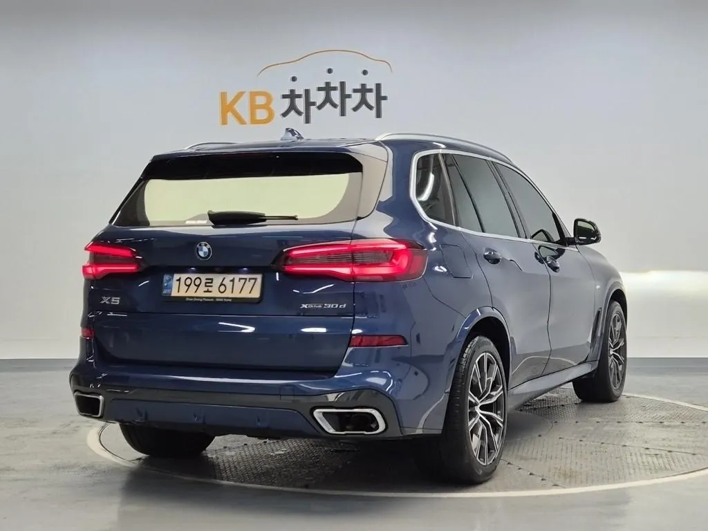 BMW X5 2021 photo 3