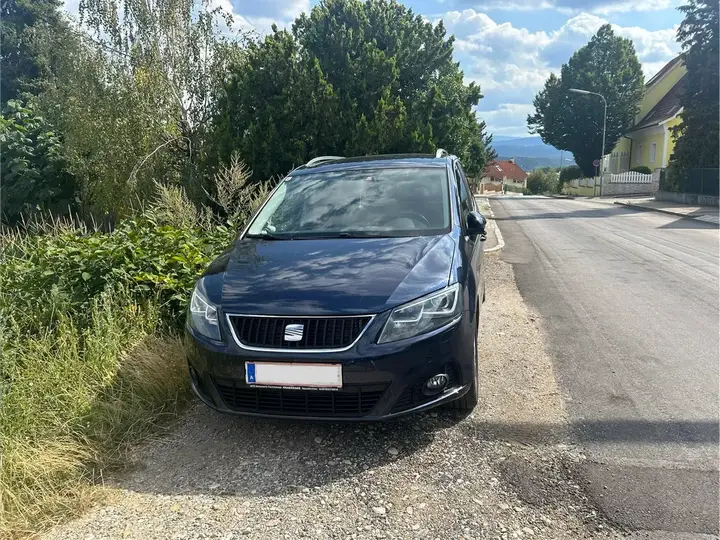 Seat Alhambra 2013 photo 2