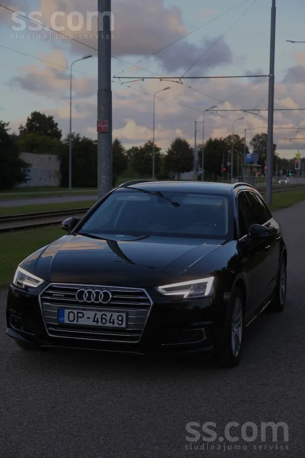 Audi A4 Avant Quattro 2018 photo 2