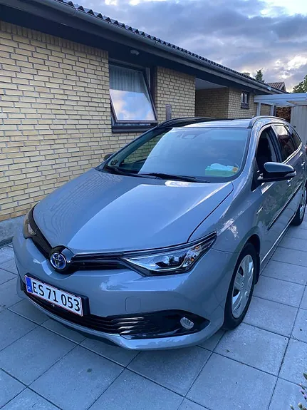 Toyota Auris 2017 photo 4