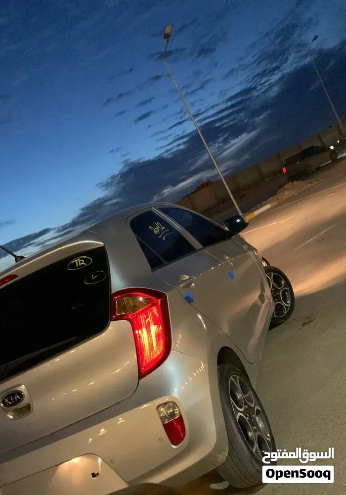 Kia Picanto 2012 photo 4
