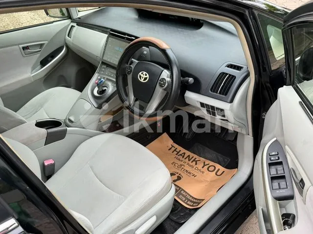 Toyota Prius 2013 photo 4