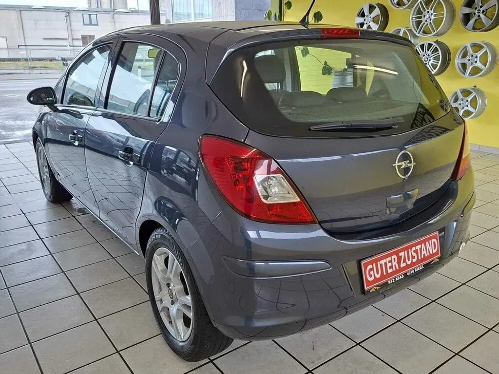 Opel Corsa 2009 photo 2
