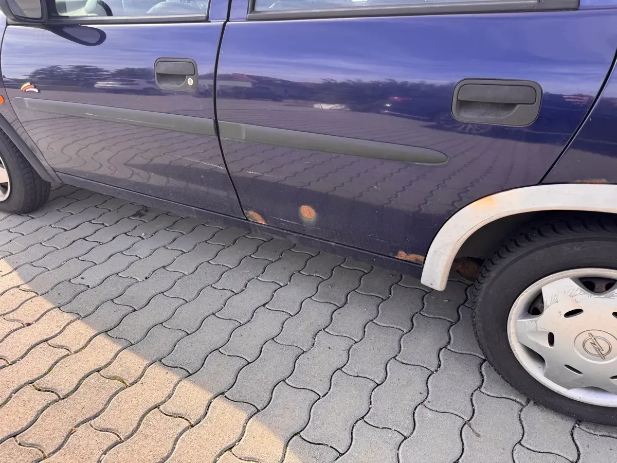 Opel Corsa 1997 photo 3