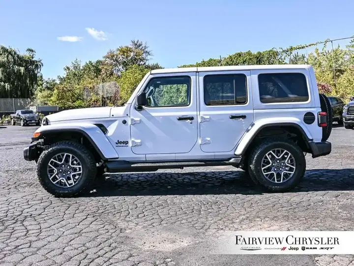 Jeep Wrangler 2026 photo 3