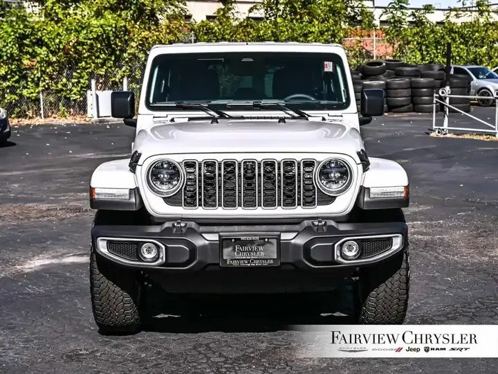 Jeep Wrangler 2026 photo 2
