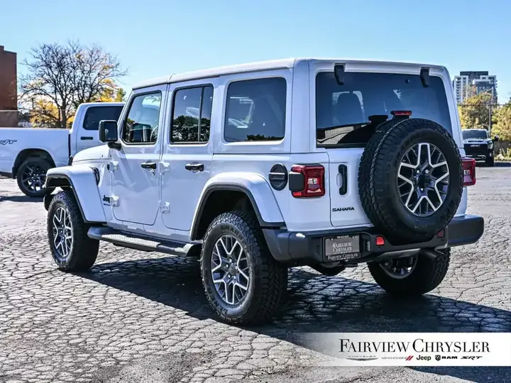 Jeep Wrangler 2026 photo 4
