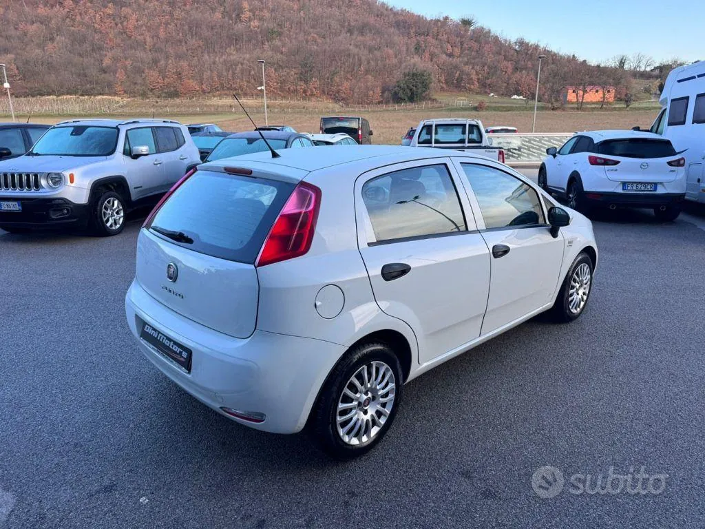 Fiat Punto 2016 photo 5