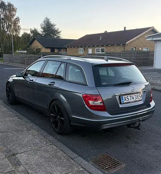 Mercedes-Benz C200 2013 photo 3