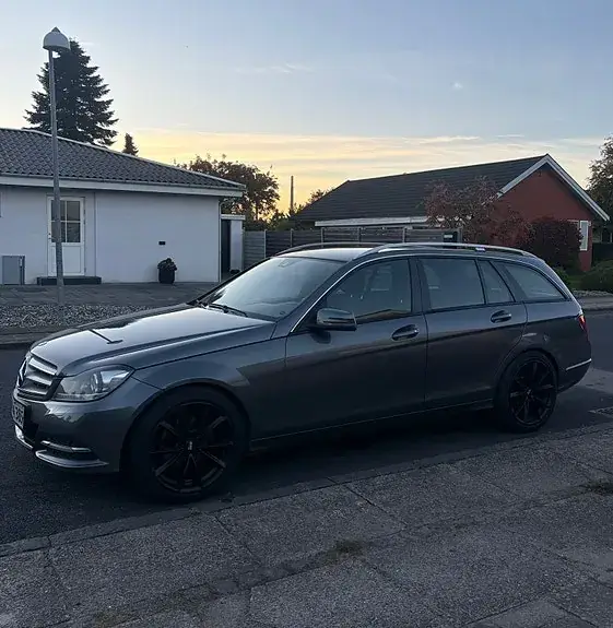 Mercedes-Benz C200 2013 photo 4