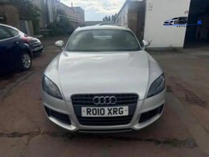 Audi Tt 2010 photo 2