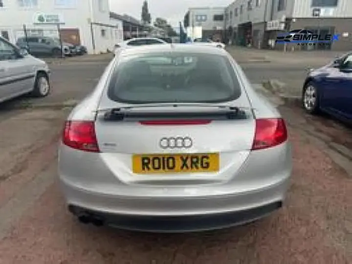 Audi Tt 2010 photo 5