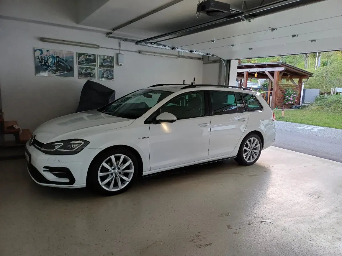 Volkswagen Golf 2018 photo 2