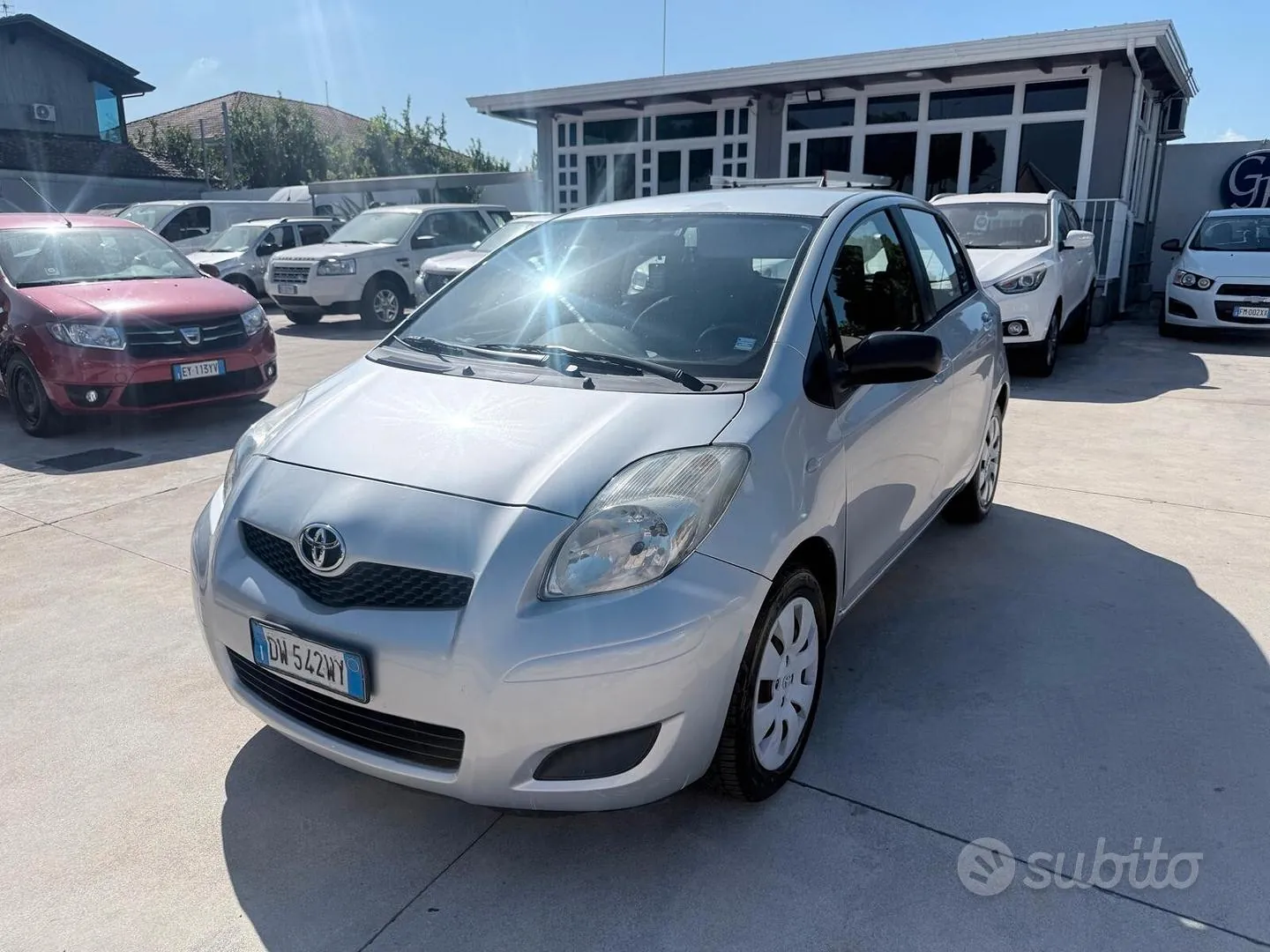 Toyota Yaris 2009 photo 2