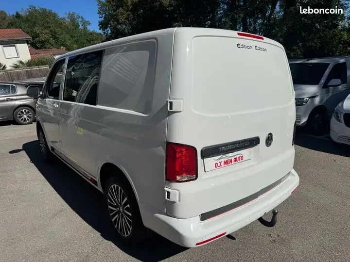 Volkswagen Transporter 2021 photo 3