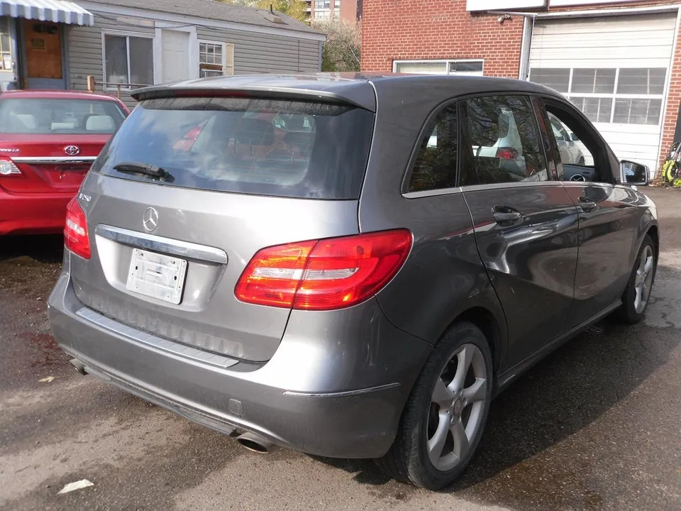 Mercedes-Benz B-Class 2014 photo 3