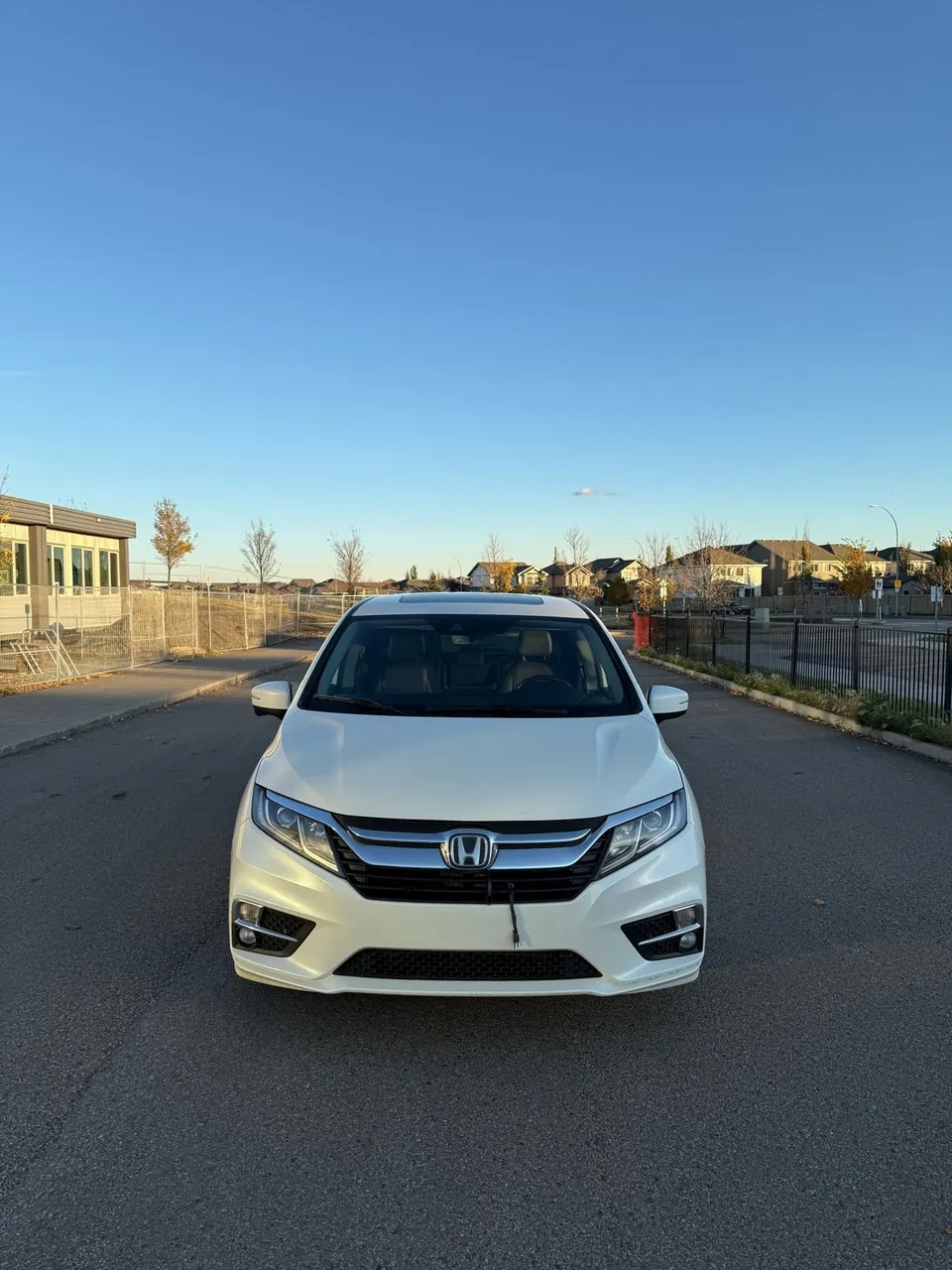 Honda Odyssey 2018 photo 2