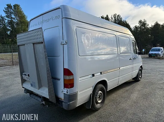 Mercedes-Benz Sprinter 2001 photo 3