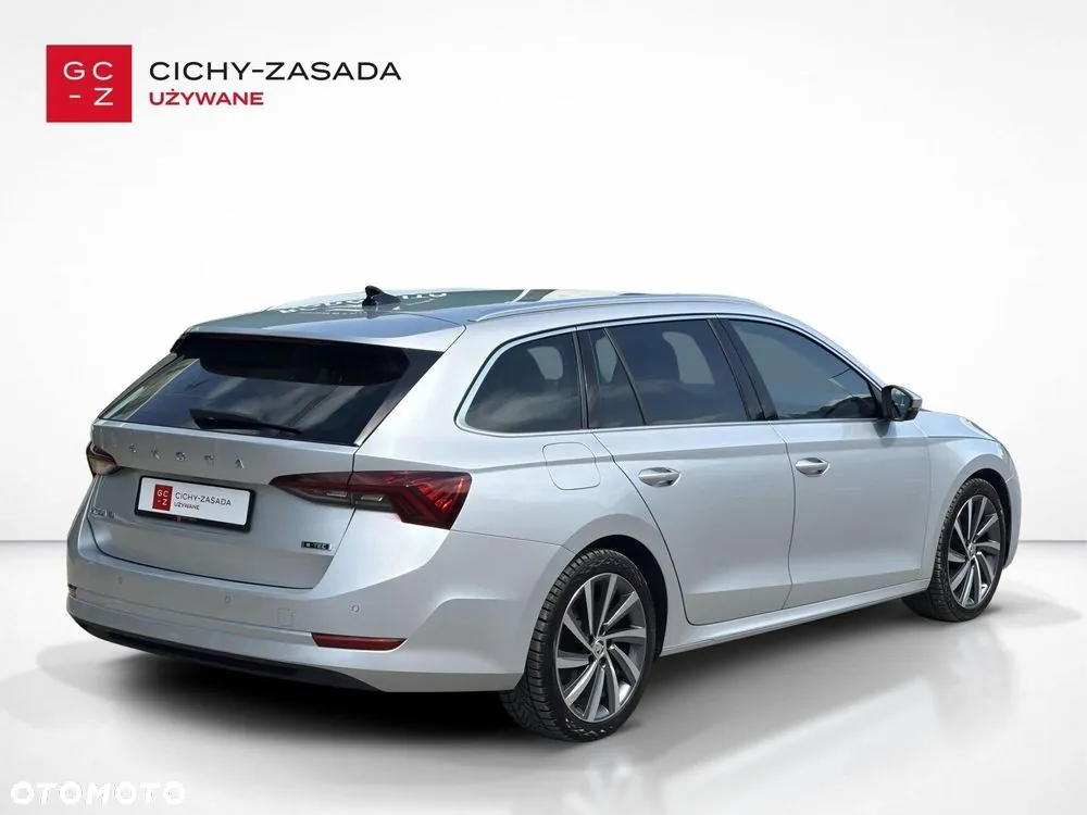 Skoda Octavia 2023 photo 5