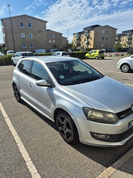 Volkswagen Polo 2011 photo 3