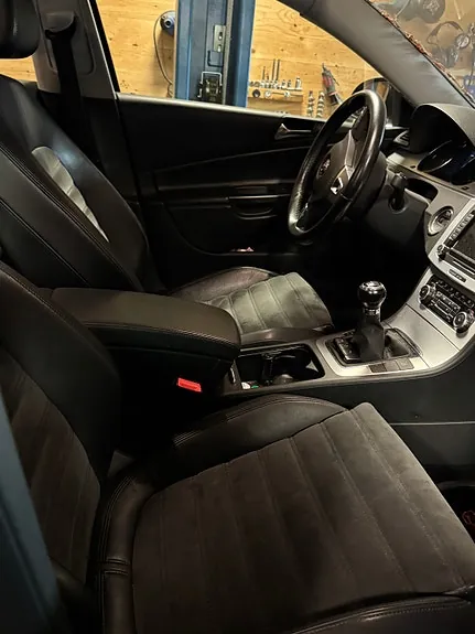 Volkswagen Passat 2010 photo 4