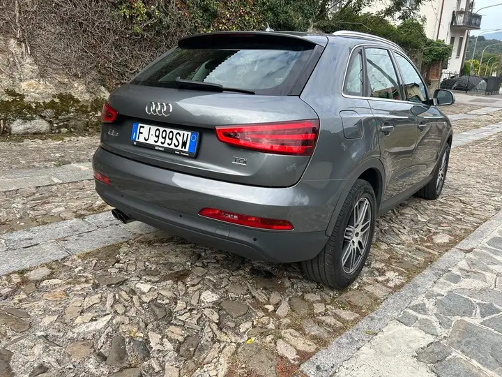 Audi Q3 2013 photo 4